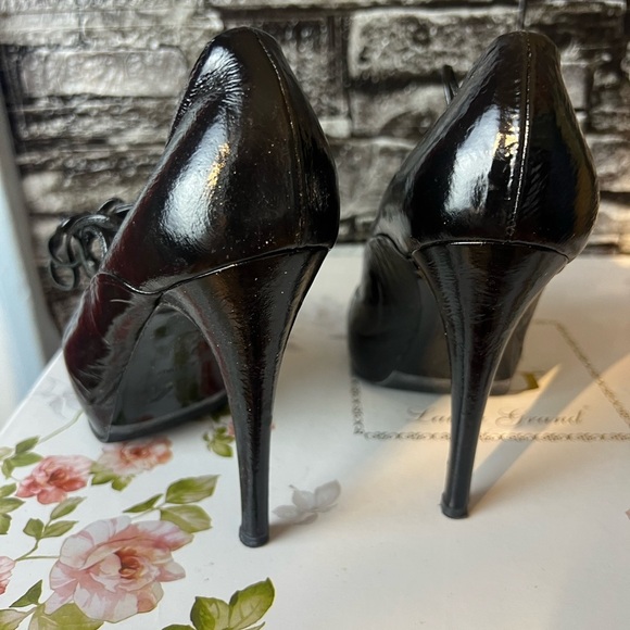 Nando Muzi Italia Patent leather lace up pumps - Picture 3 of 6